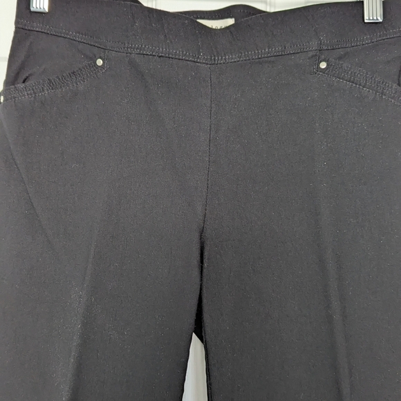 🔷Retrology Women's Black Pants With Open Bow Detailing At The Hem - Picture 2 of 6